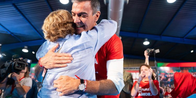 Sánchez convierte Gijón en el epicentro de la campaña con una promesa histórica para los pensionistas