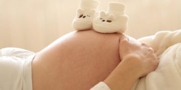 La natalidá n’Asturies: el retu de formar una familia nun se resuelve con una sola midida