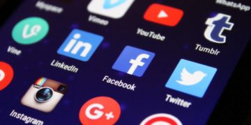 La salú mental de la mocedá asturiana, más allá de les redes sociales